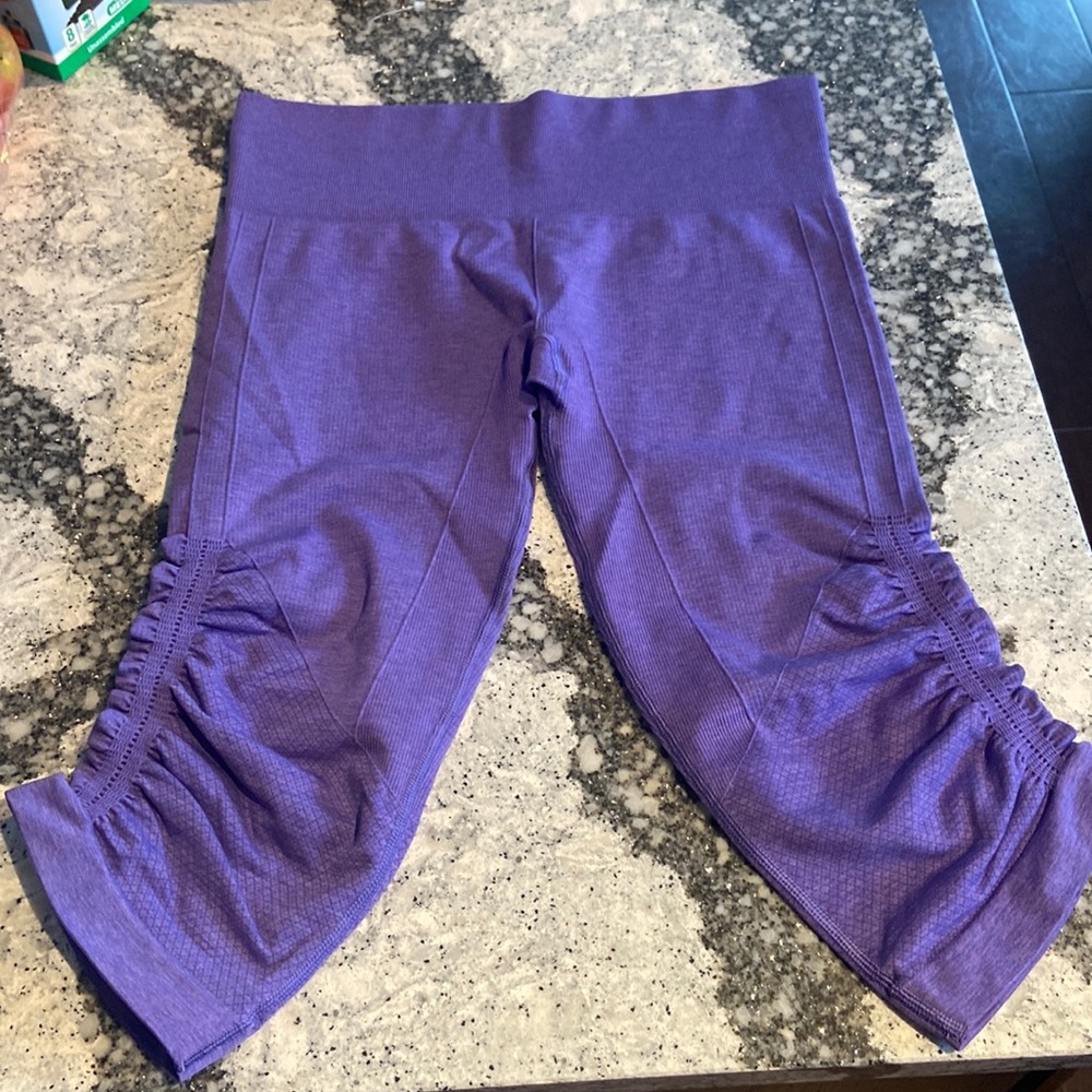 Lululemon In The Flow Crop II